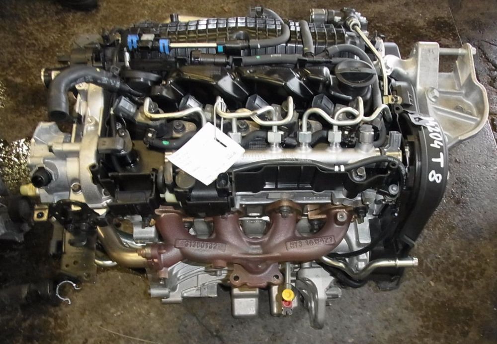Volvo () D4204T8:  