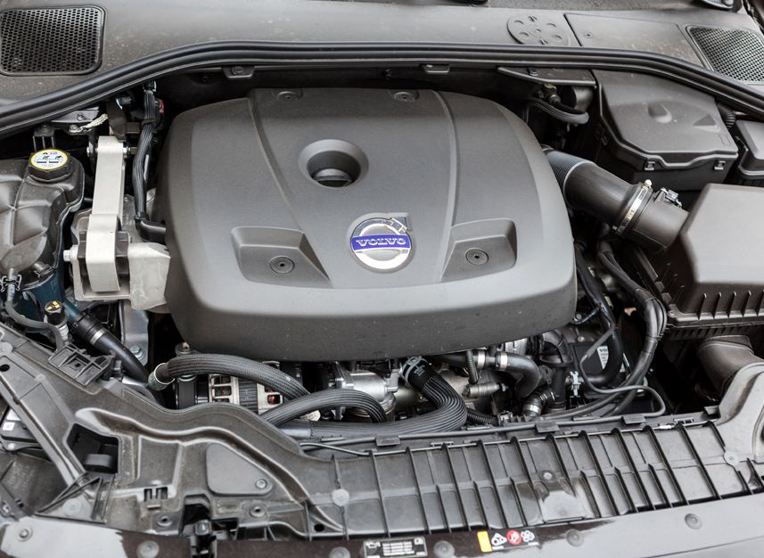 Volvo () D4204T9:  