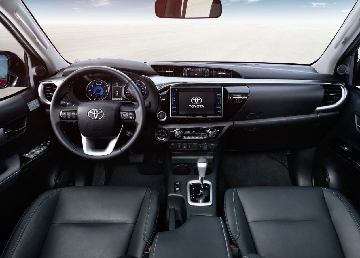 Toyota () Hilux Pick Up VII (AN10,AN20,AN30):  