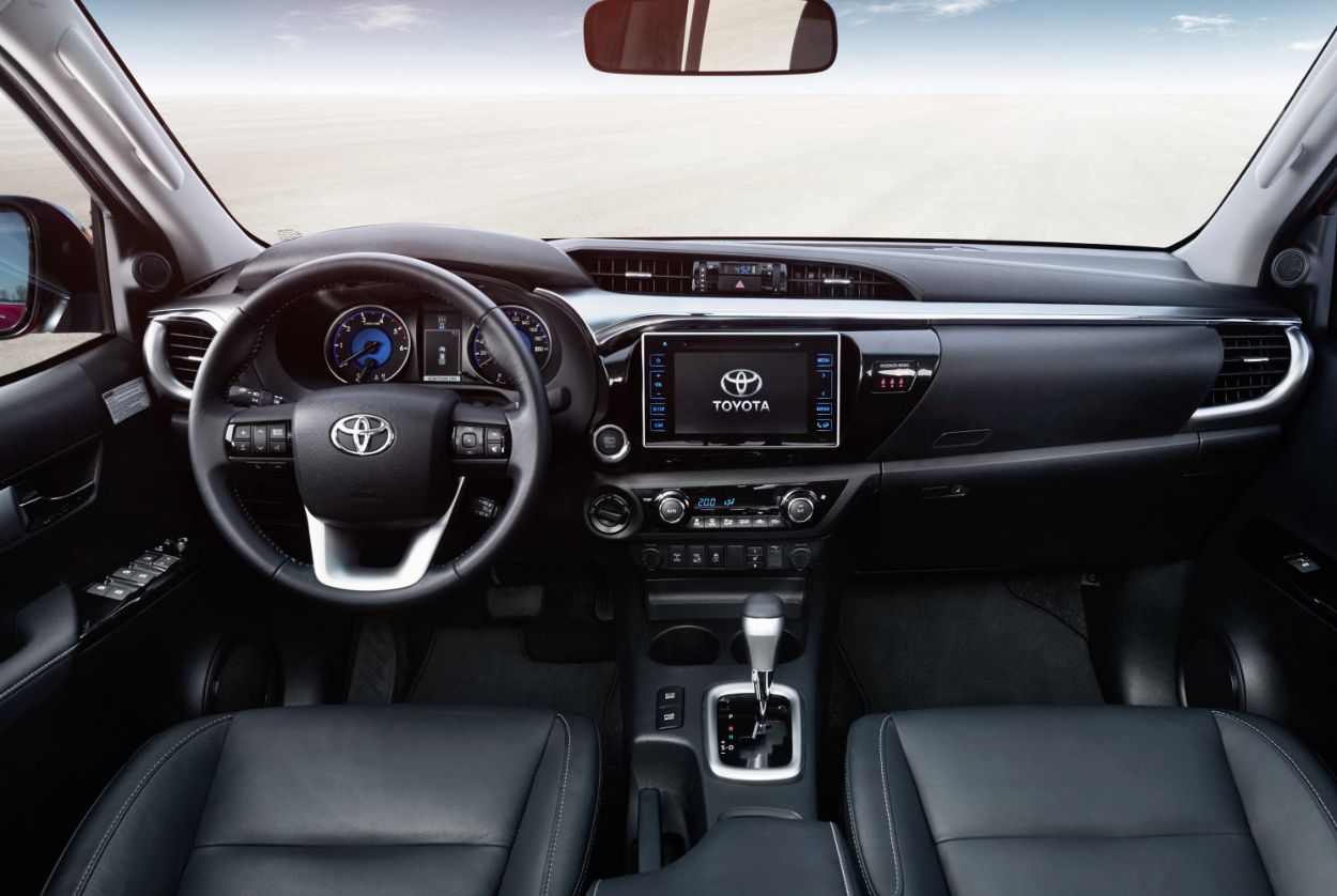 Toyota () Hilux Pick Up VIII (AN120,AN130):  
