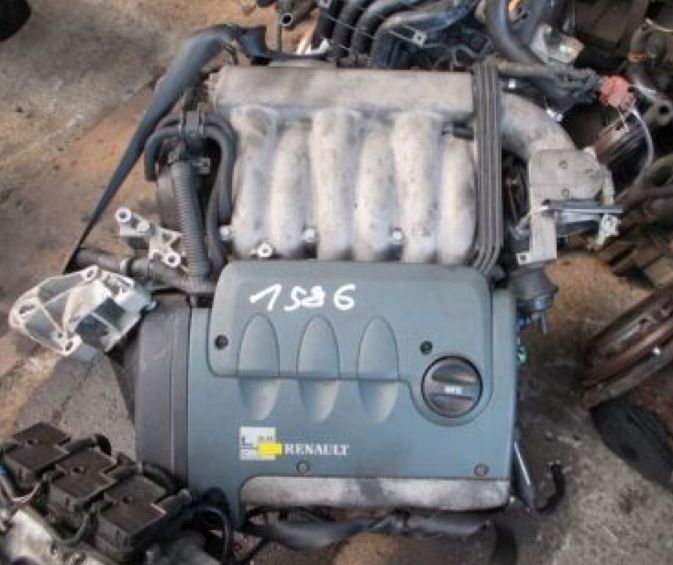 Renault () L7X 700, L7X 701:  