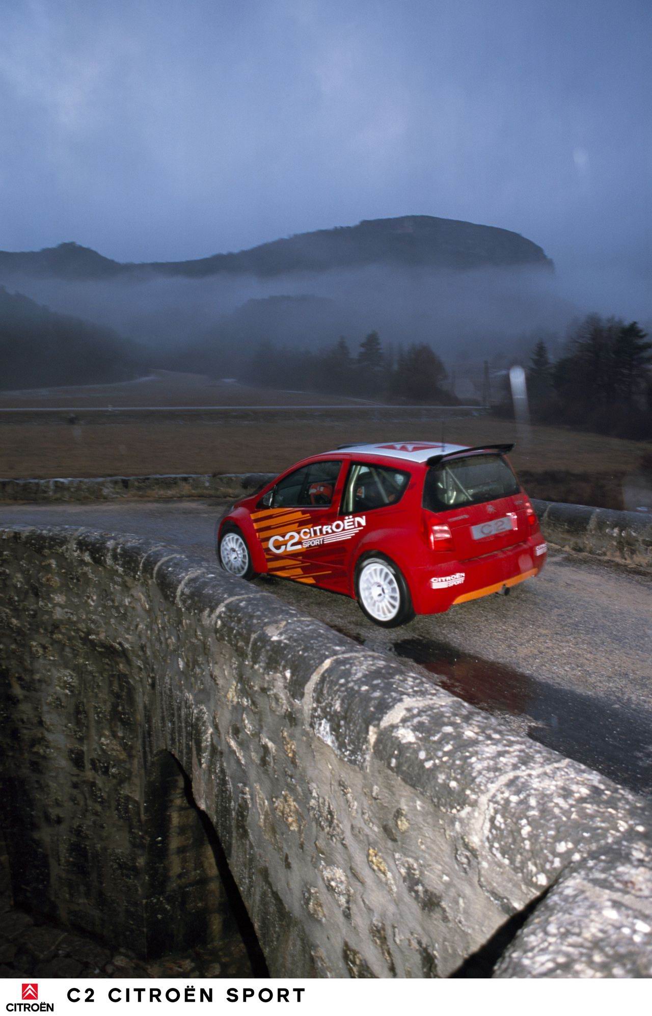 Citroen () C2 Sport Concept:  