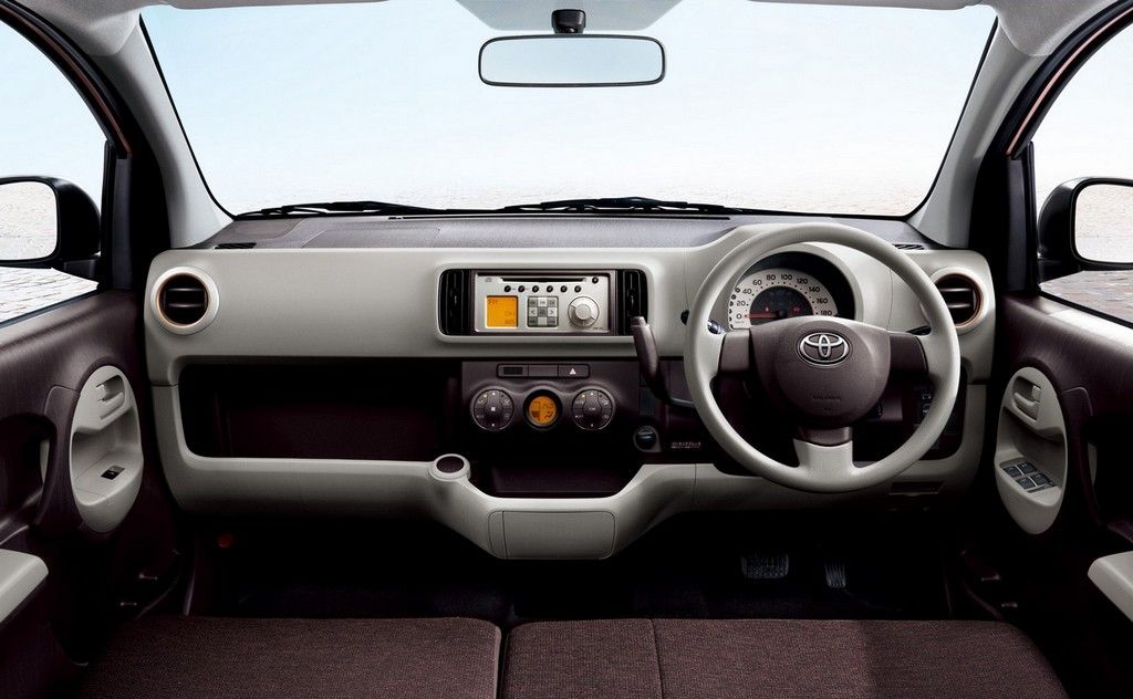 Toyota () Passo II (XC30):  