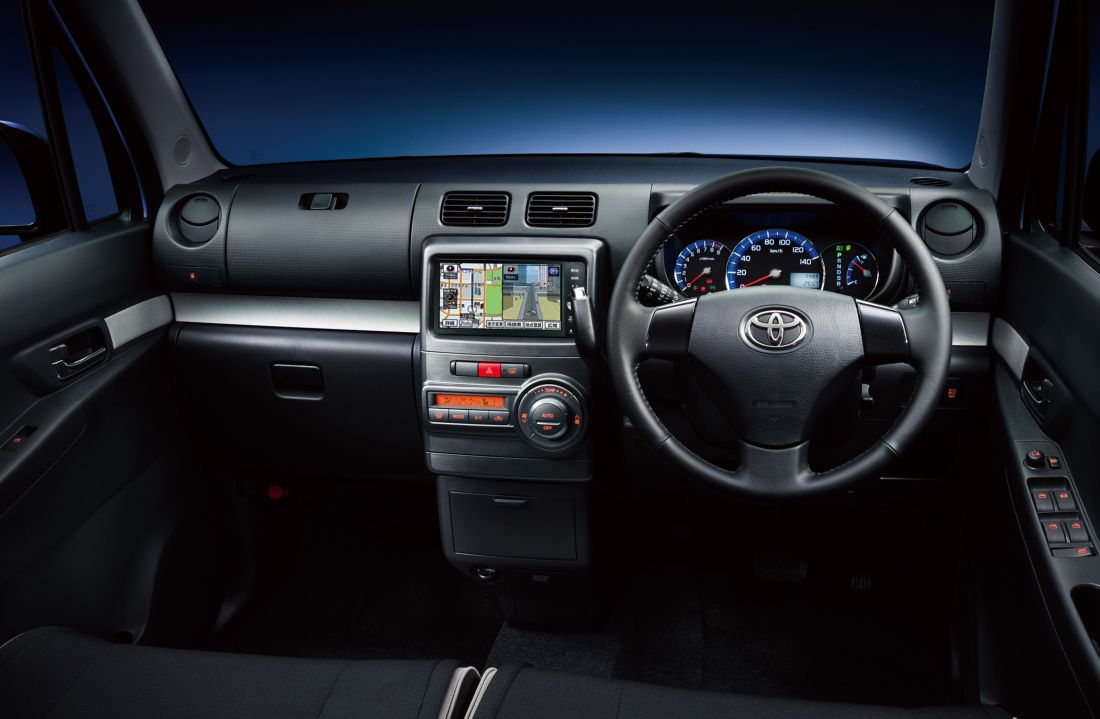 Toyota () Pixis Space I (L570, L580):  