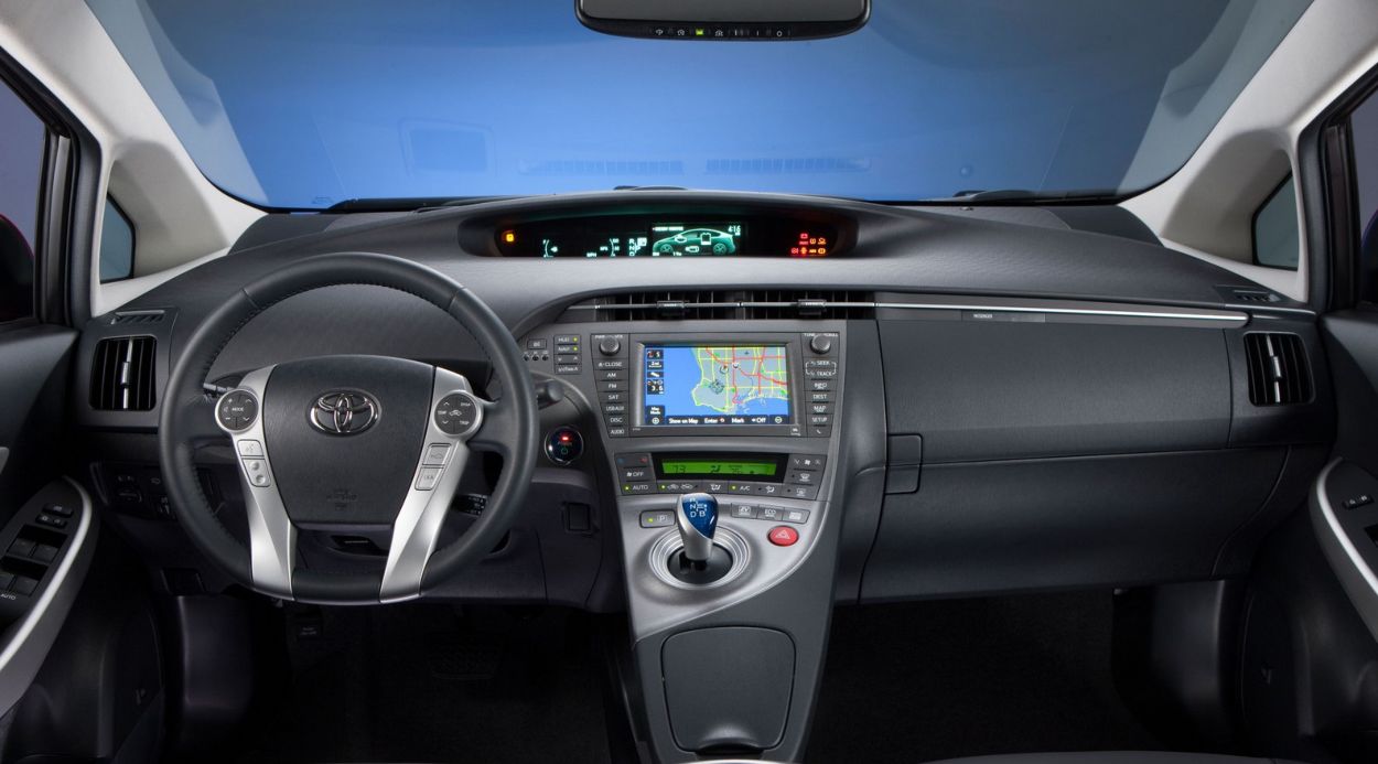 Toyota () Prius III (XW30):  