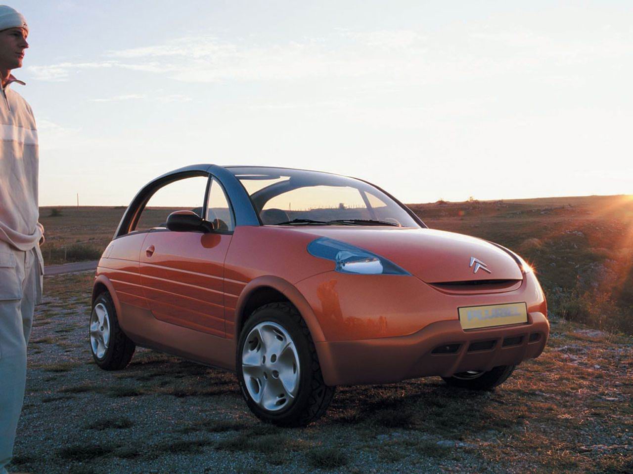 Citroen () Pluriel Concept:  