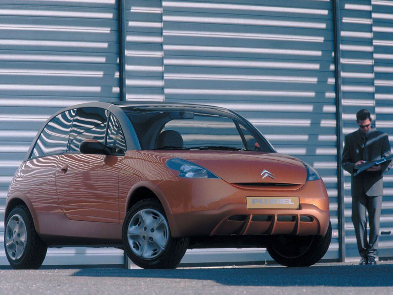 Citroen () Pluriel Concept:  