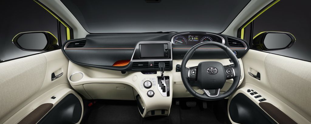 Toyota () Sienta II (P170):  