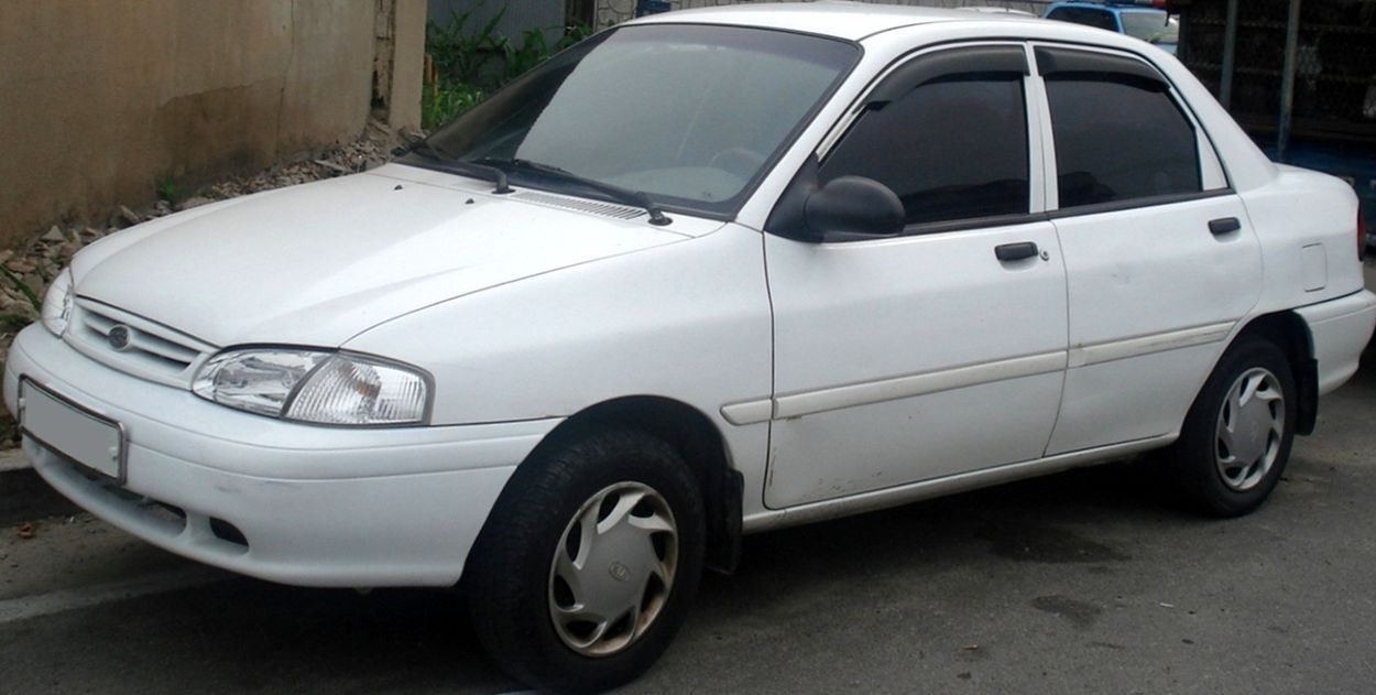 Kia () Avella:  