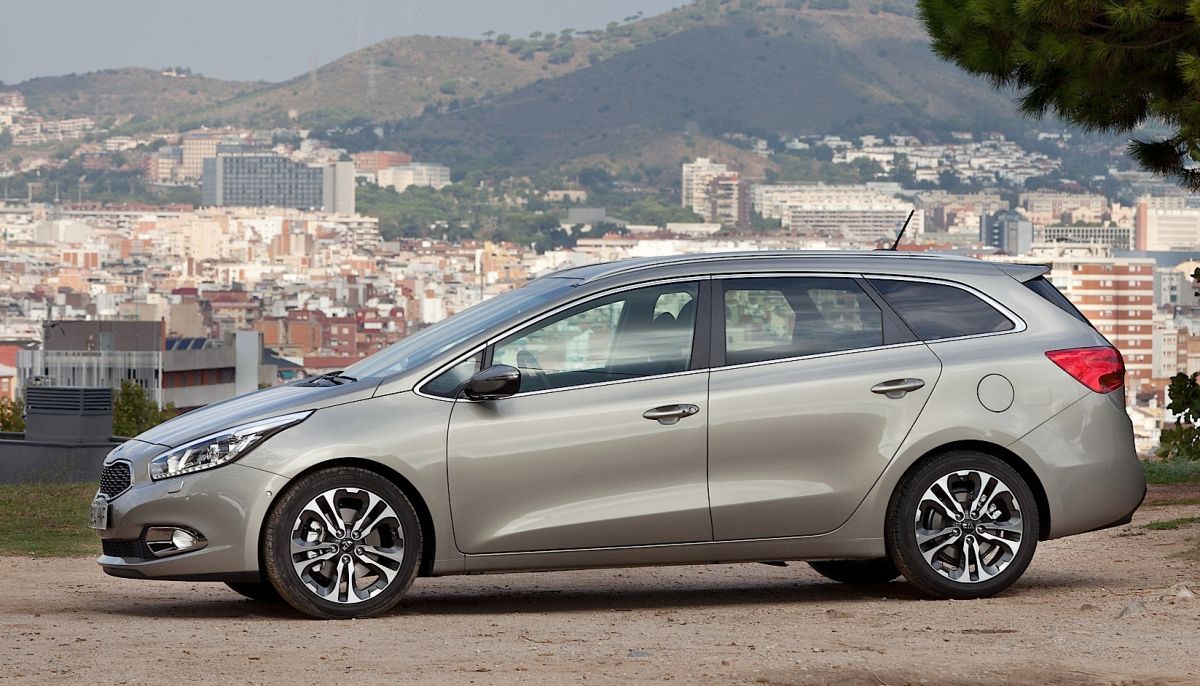Kia () Ceed II  (JD):  