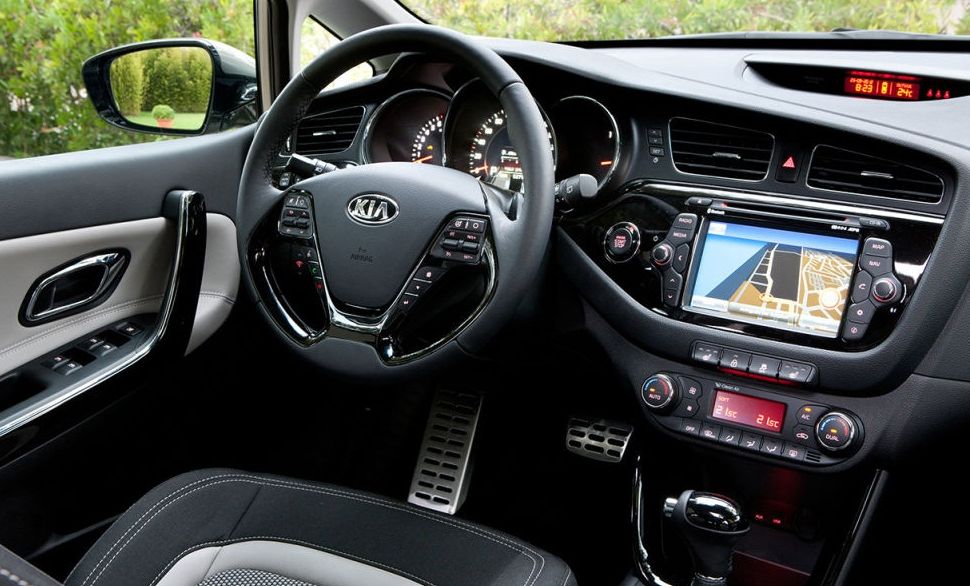Kia () Ceed II  (JD):  