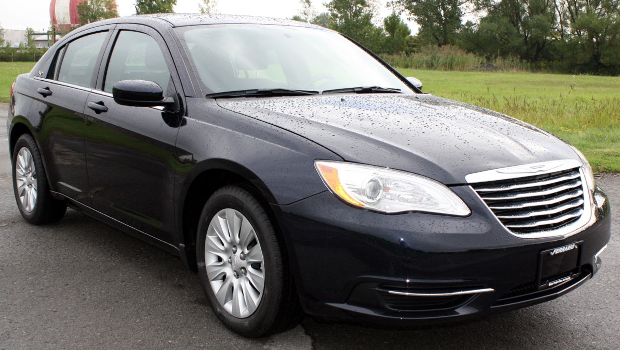 Chrysler () 200 I:  