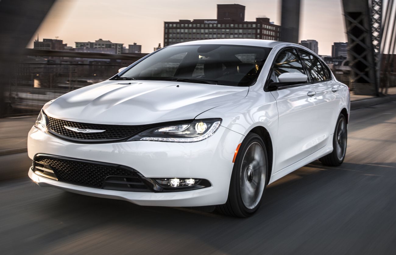 Chrysler () 200 II:  