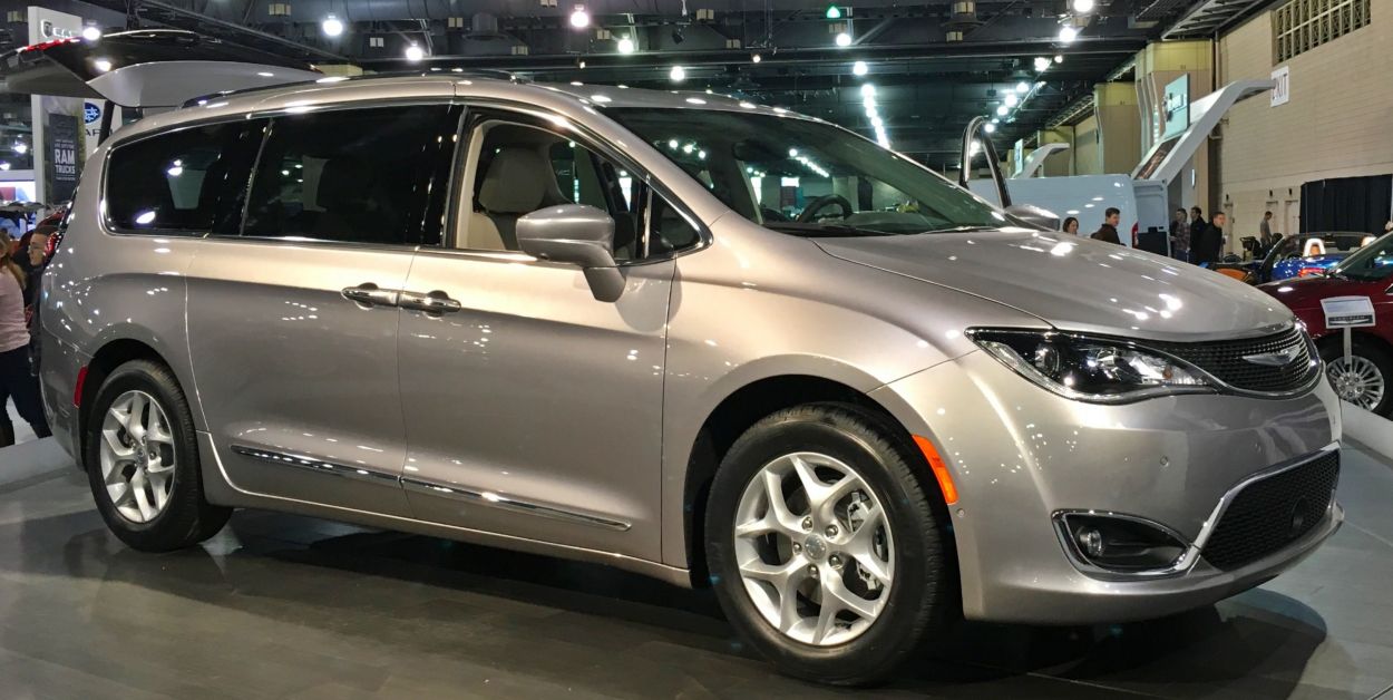 Chrysler () Pacifica II (RU):  