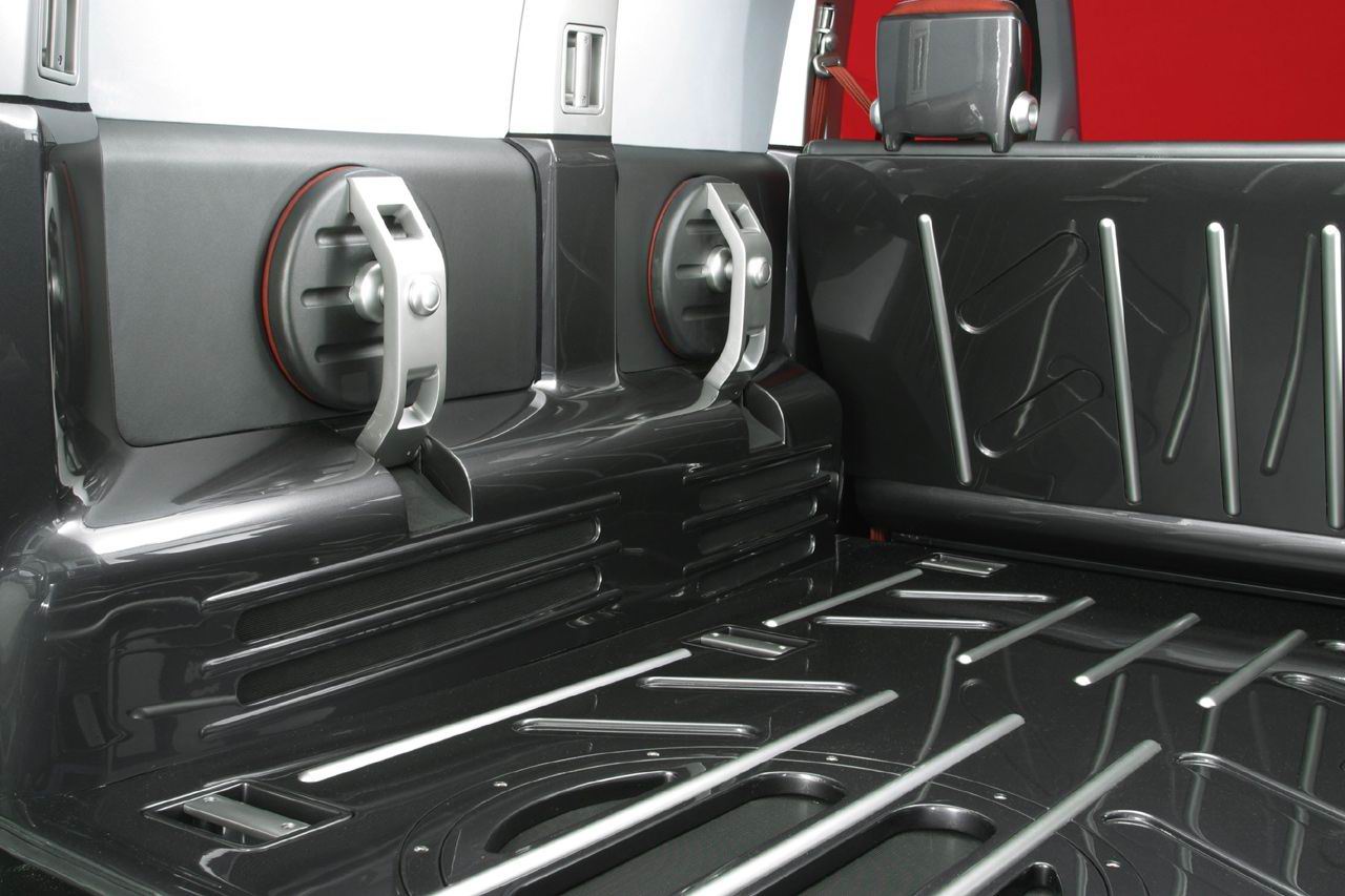 Honda () Element (Studio E):  