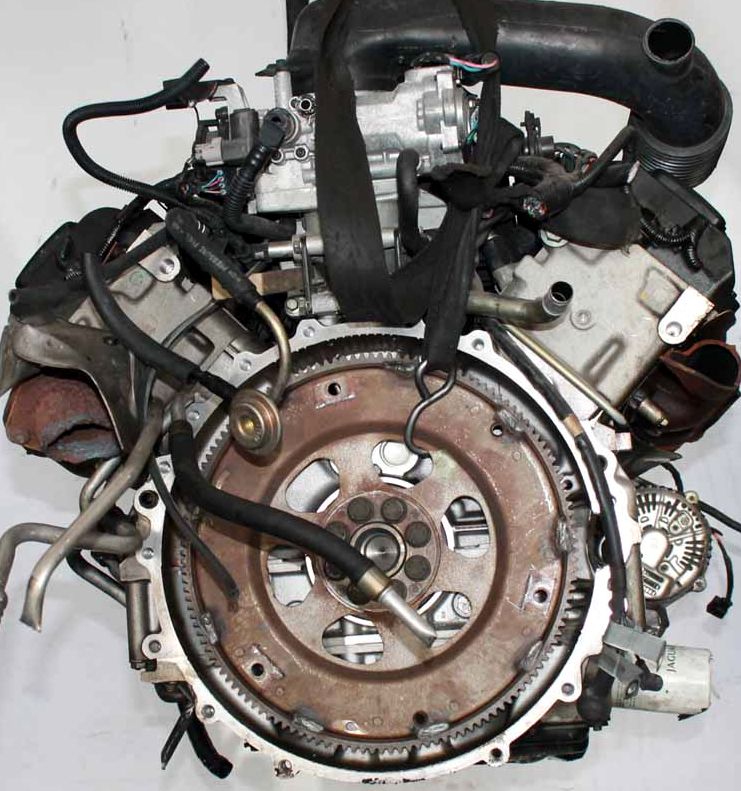 Jaguar () AJ27 V8:  