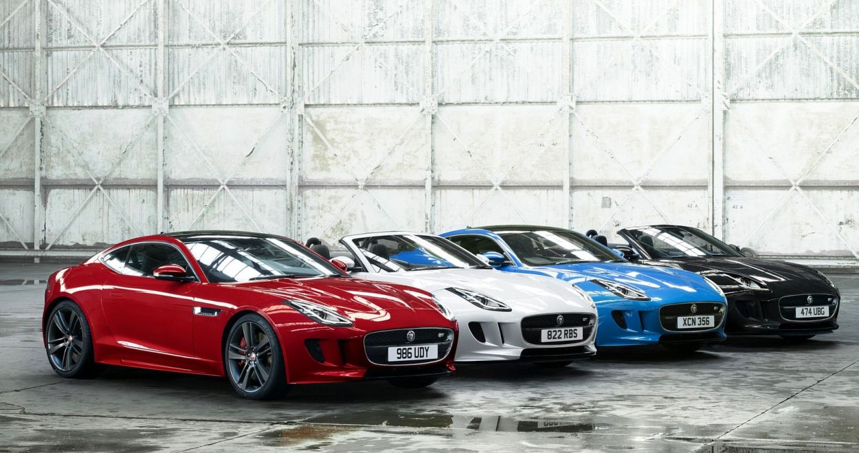 Jaguar () F-Type Cabrio:  