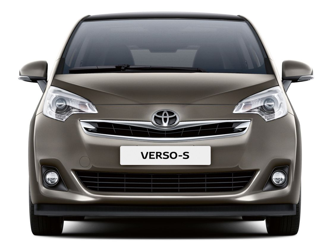 Toyota () Verso S (P12):  