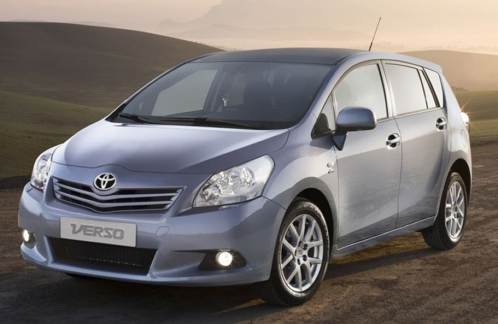Toyota () Verso I (R20):  