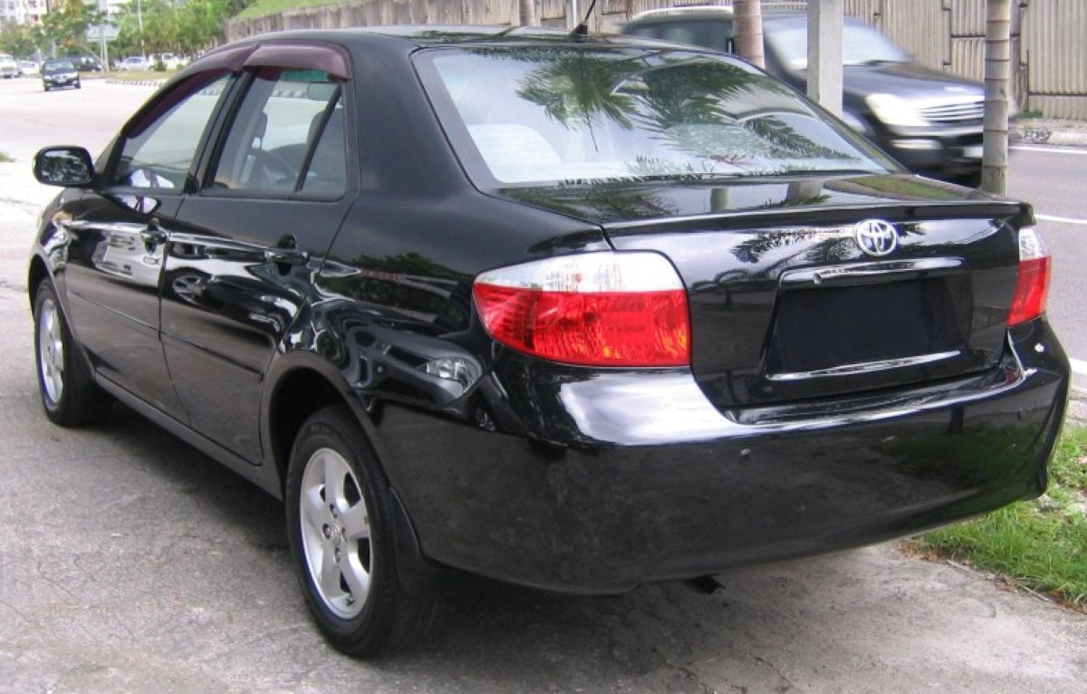 Toyota () Vios I (P40):  