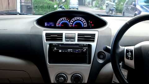 Toyota () Vios II (P90):  