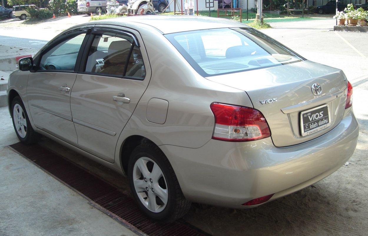 Toyota () Vios II (P90):  