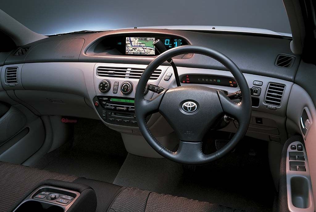 Toyota () Vista Ardeo:  