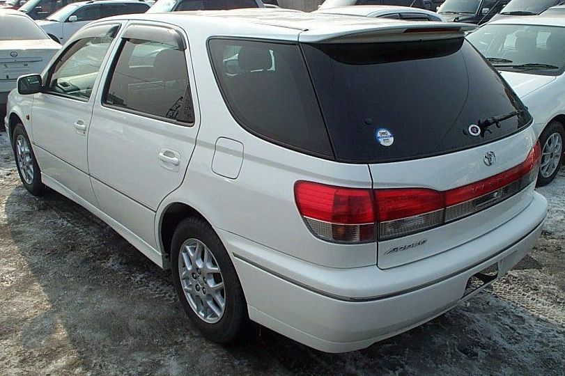 Toyota Vista Ardeo zzv50