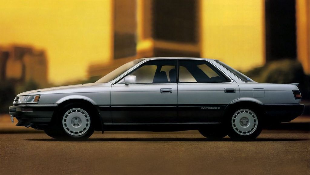 Toyota () Vista II (V20):  