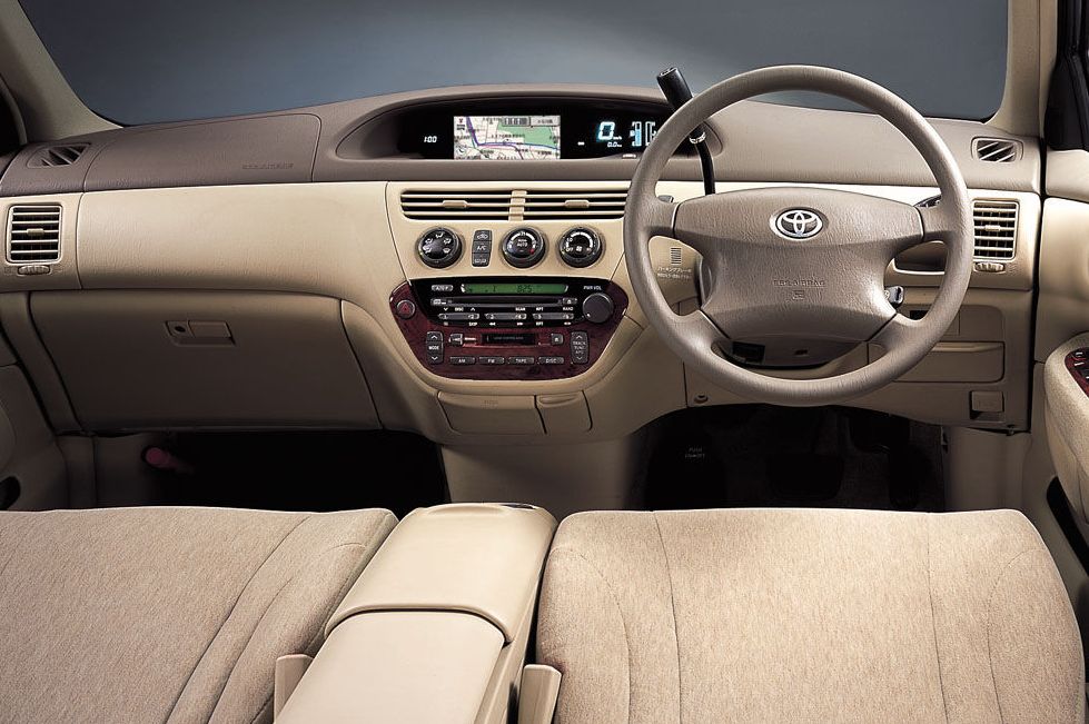 Toyota () Vista V (V50):  