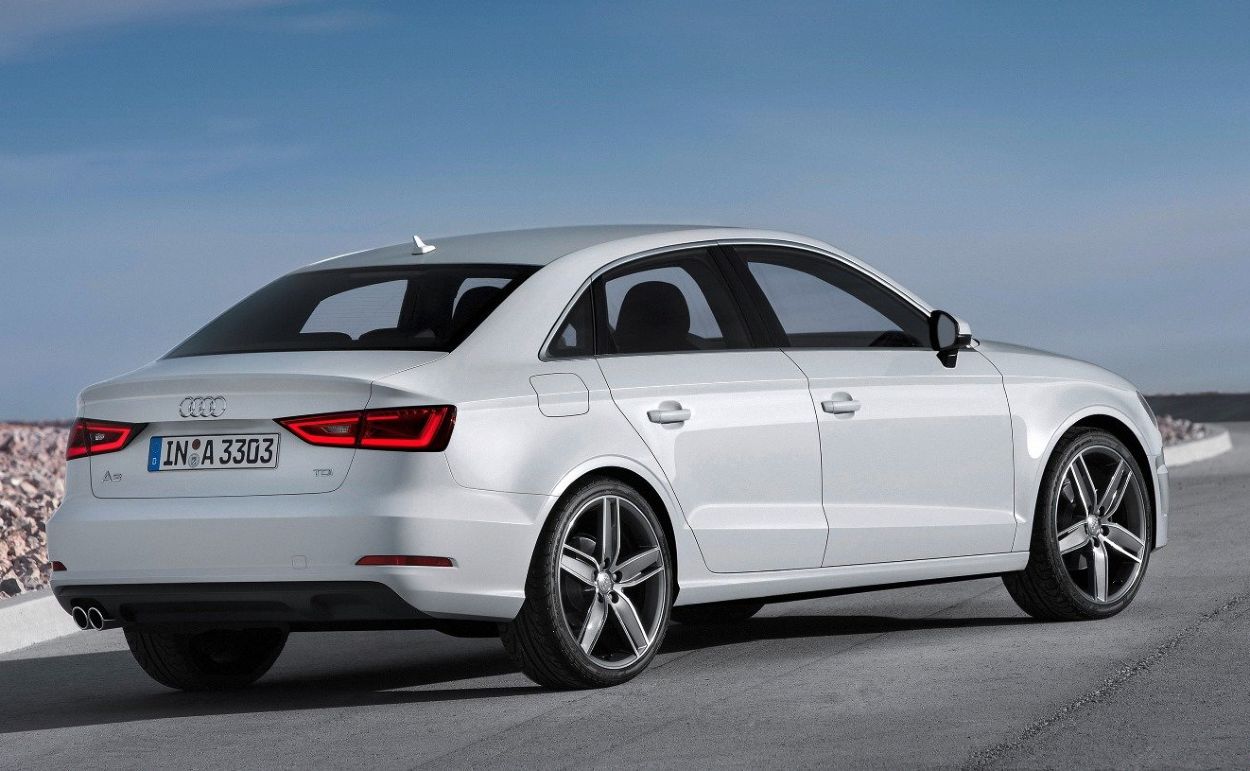 Audi () A3 III Sedan (8VS, 8VM):  