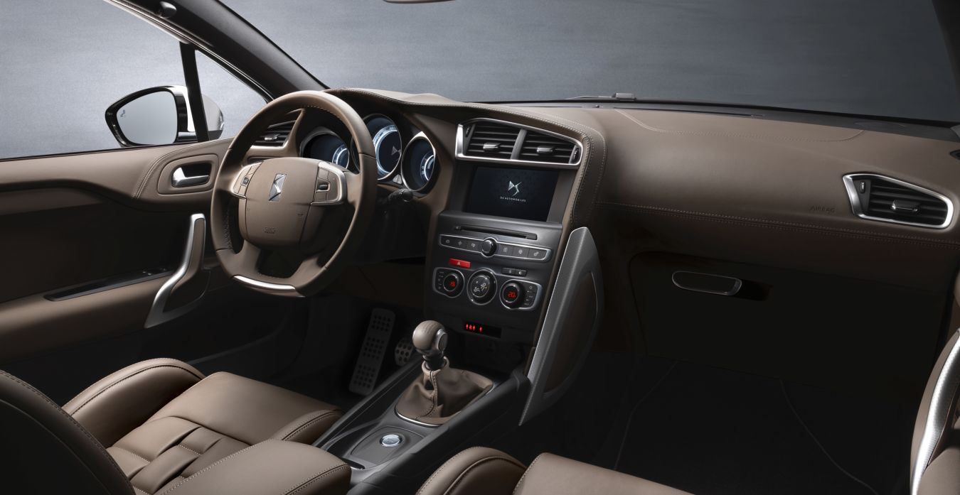 Citroen () DS4:  