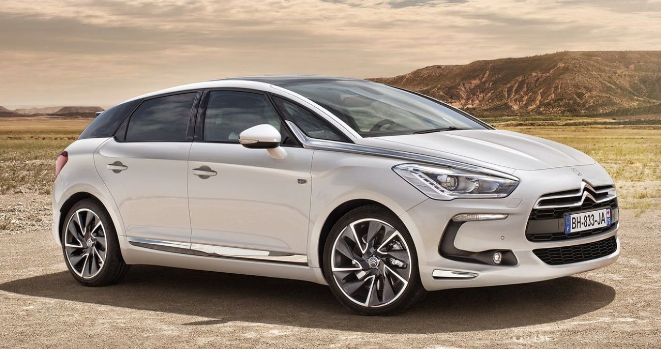 Citroen () DS5:  