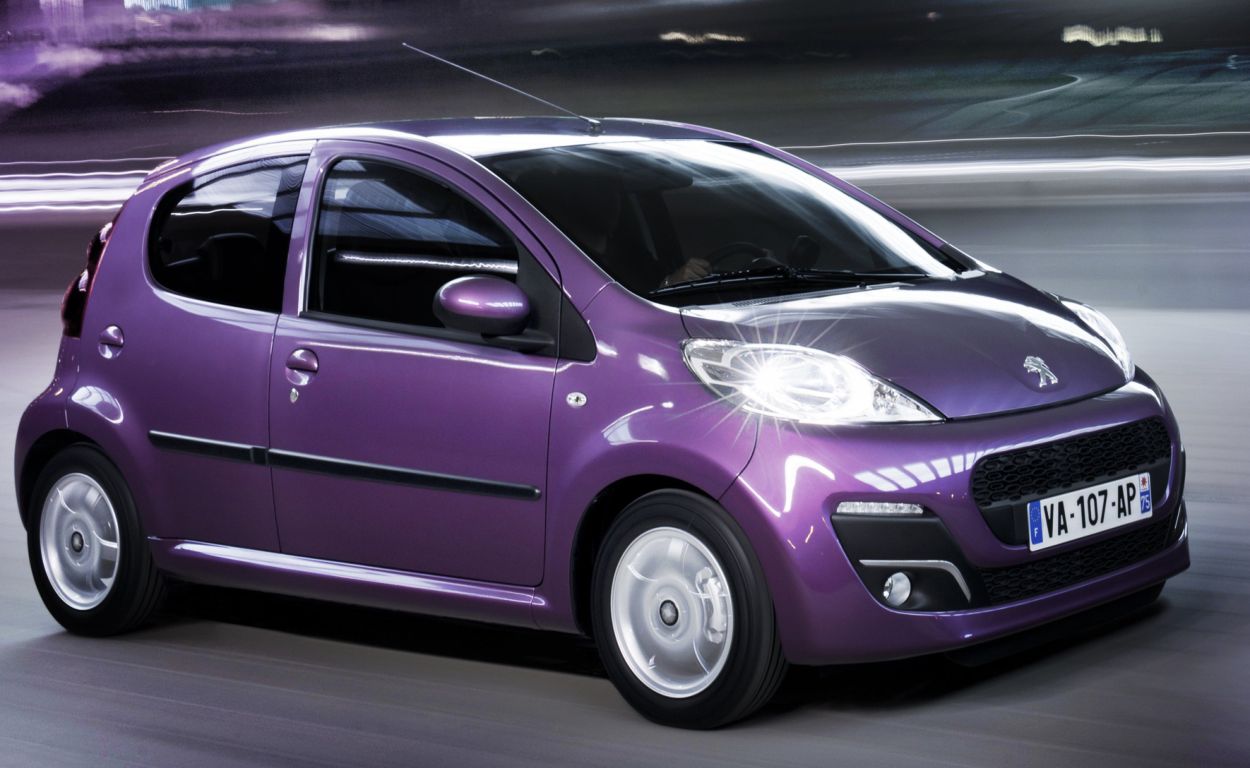 Peugeot () 107 (PM, PN):  