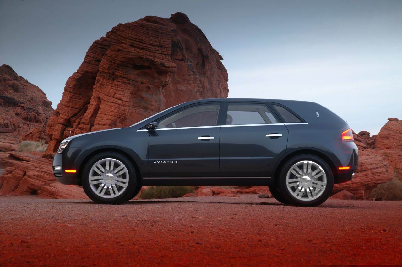 Lincoln () Aviator Concept:  