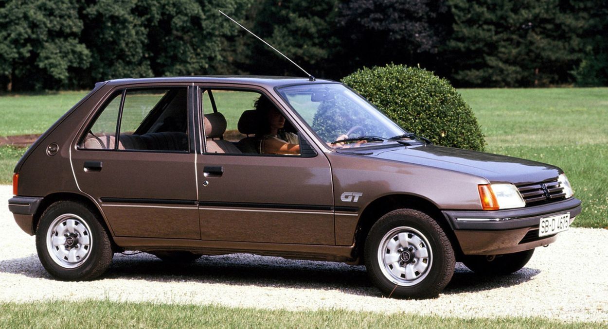 Peugeot () 205 I (741A(C)):  