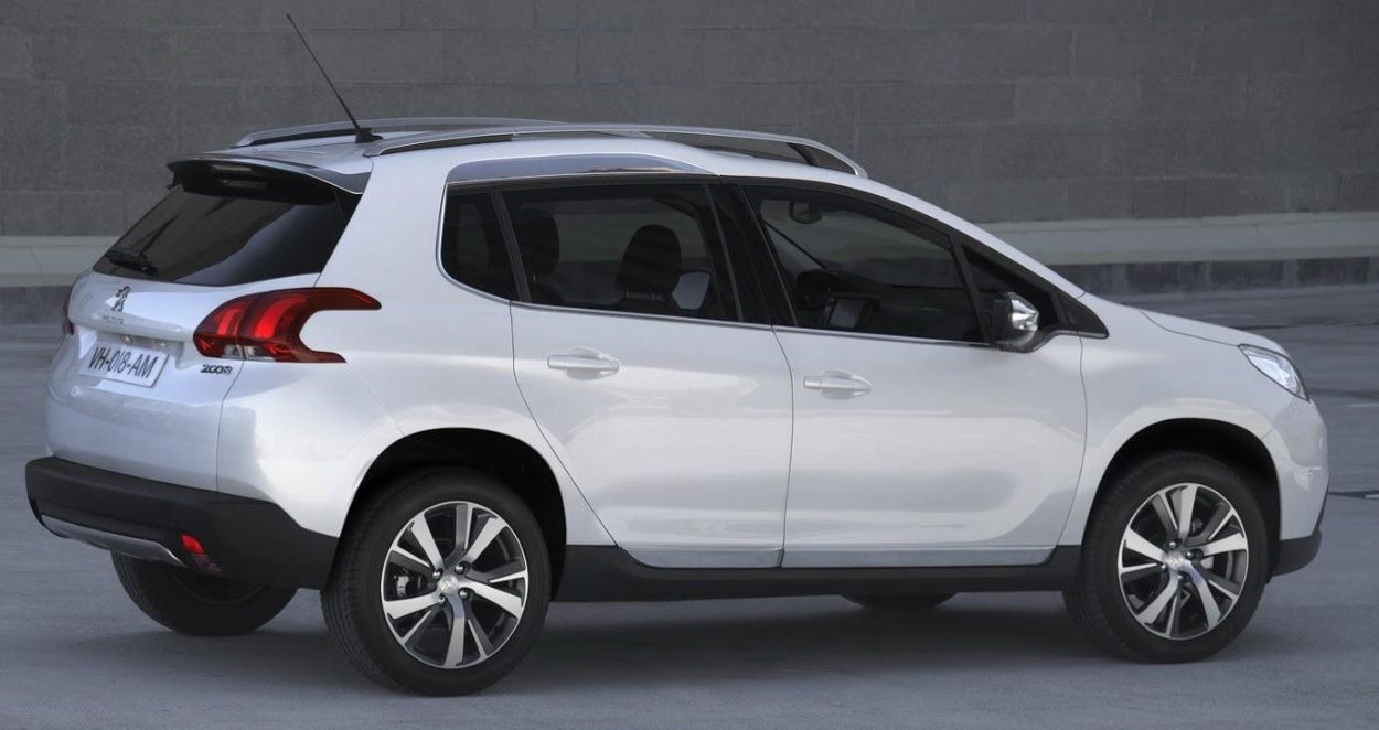 Peugeot () 2008:  