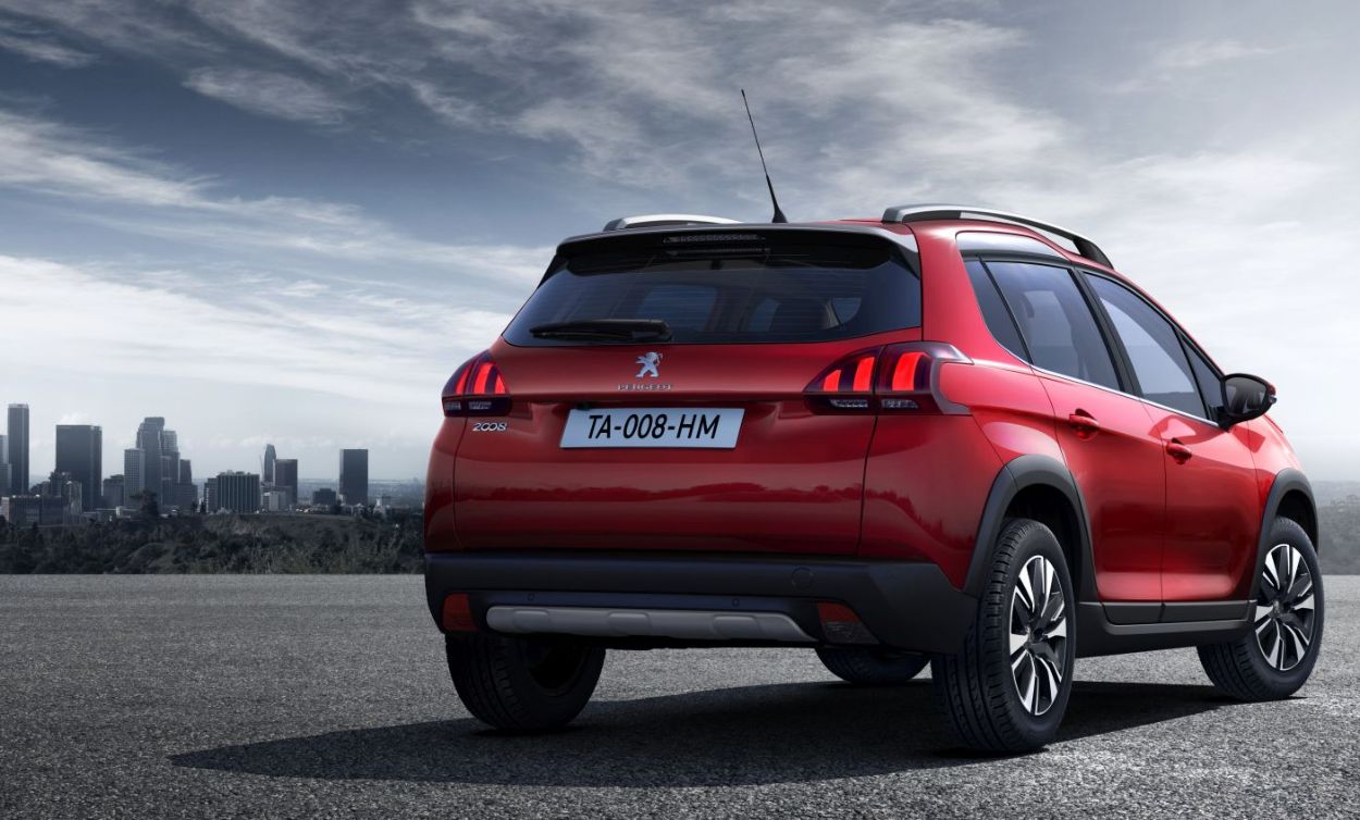 Peugeot () 2008:  