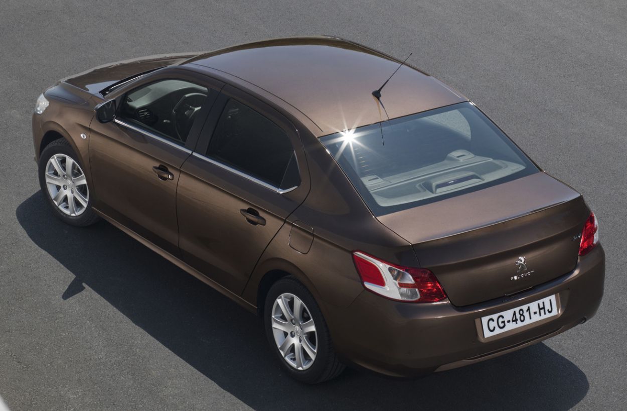 Peugeot () 301:  