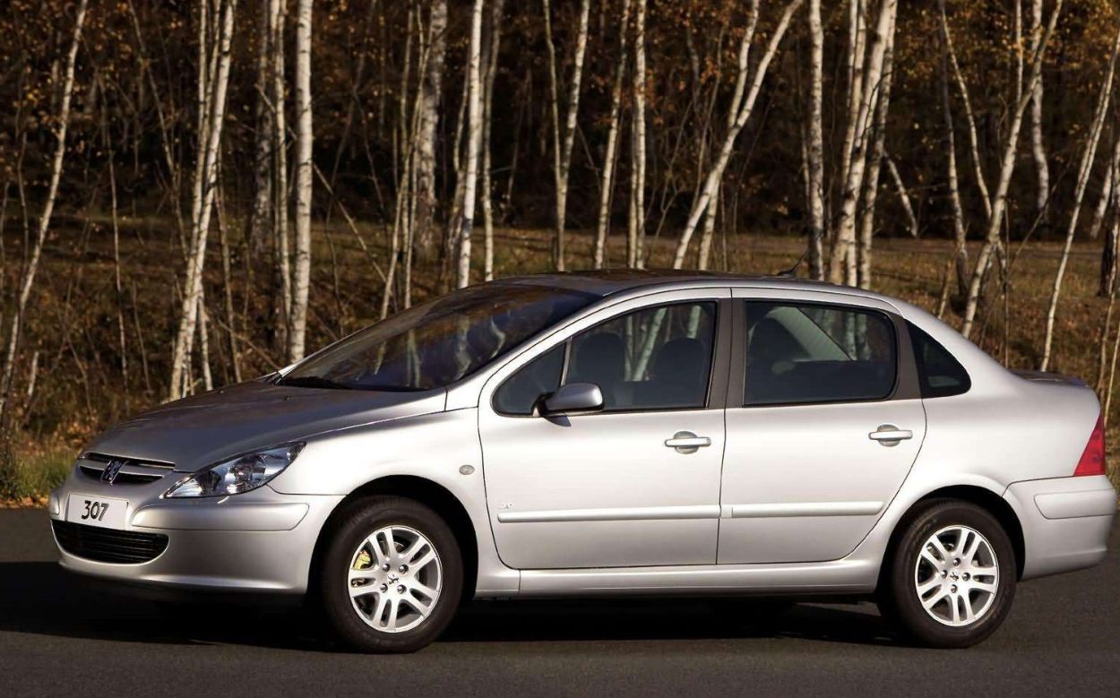 Peugeot () 307 Sedan:  