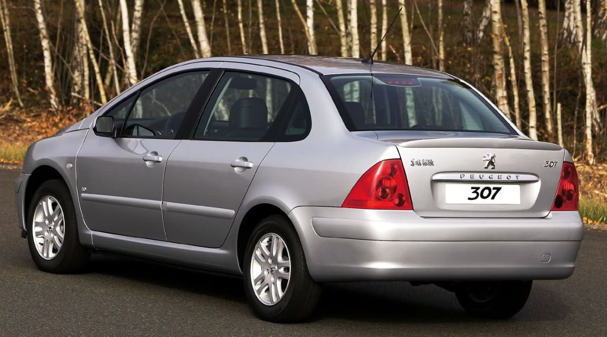 Peugeot () 307 Sedan:  