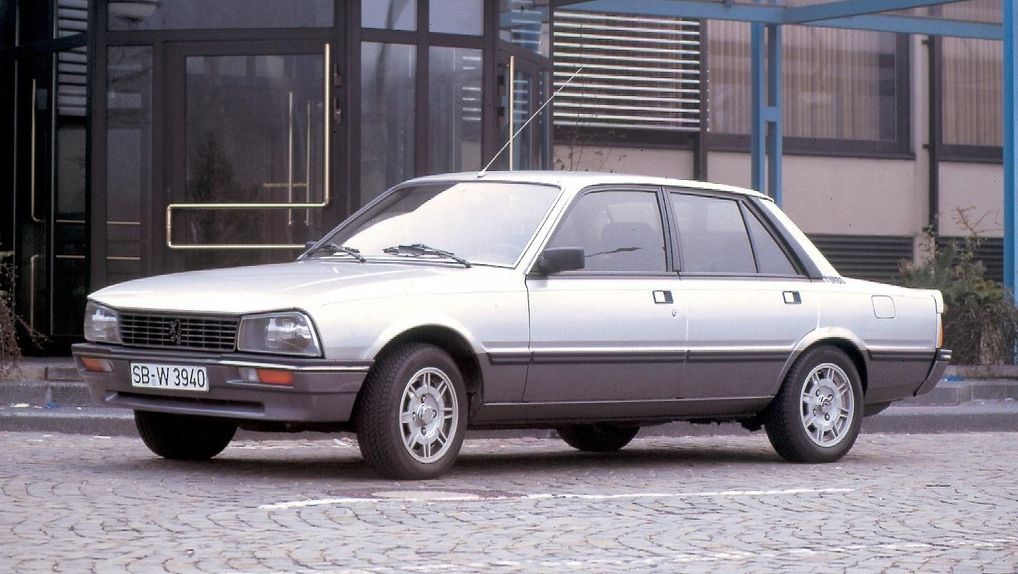 Peugeot () 505 (551A):  