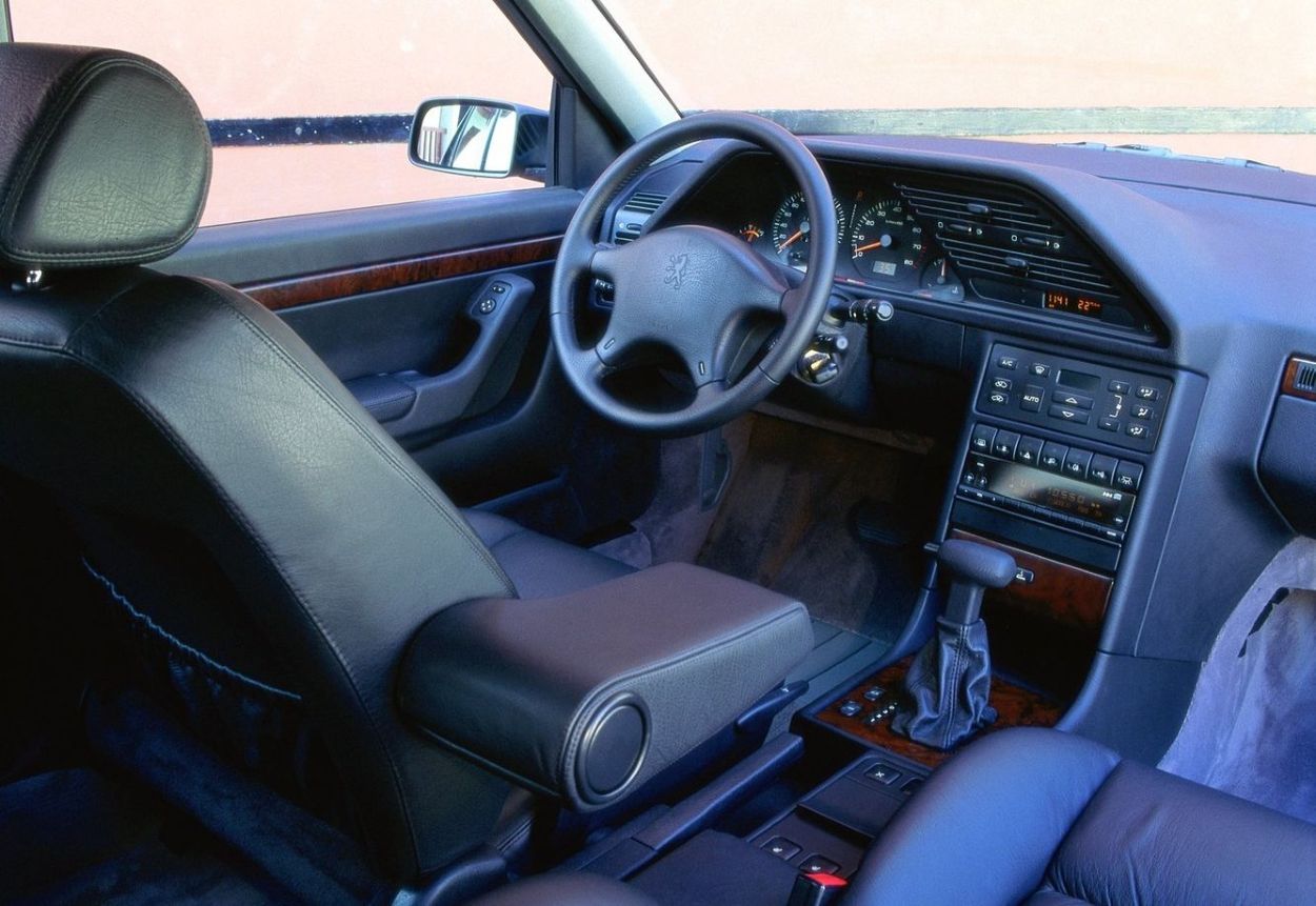 Peugeot () 605 (6B):  