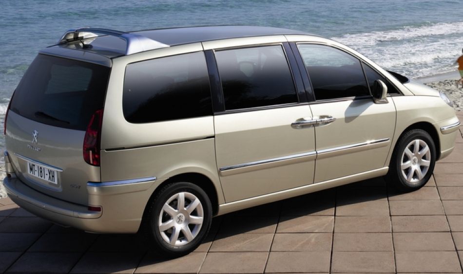 Peugeot () 807 (E):  