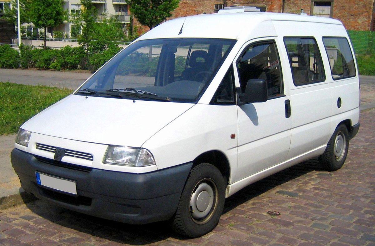 Peugeot () Expert I (224):  