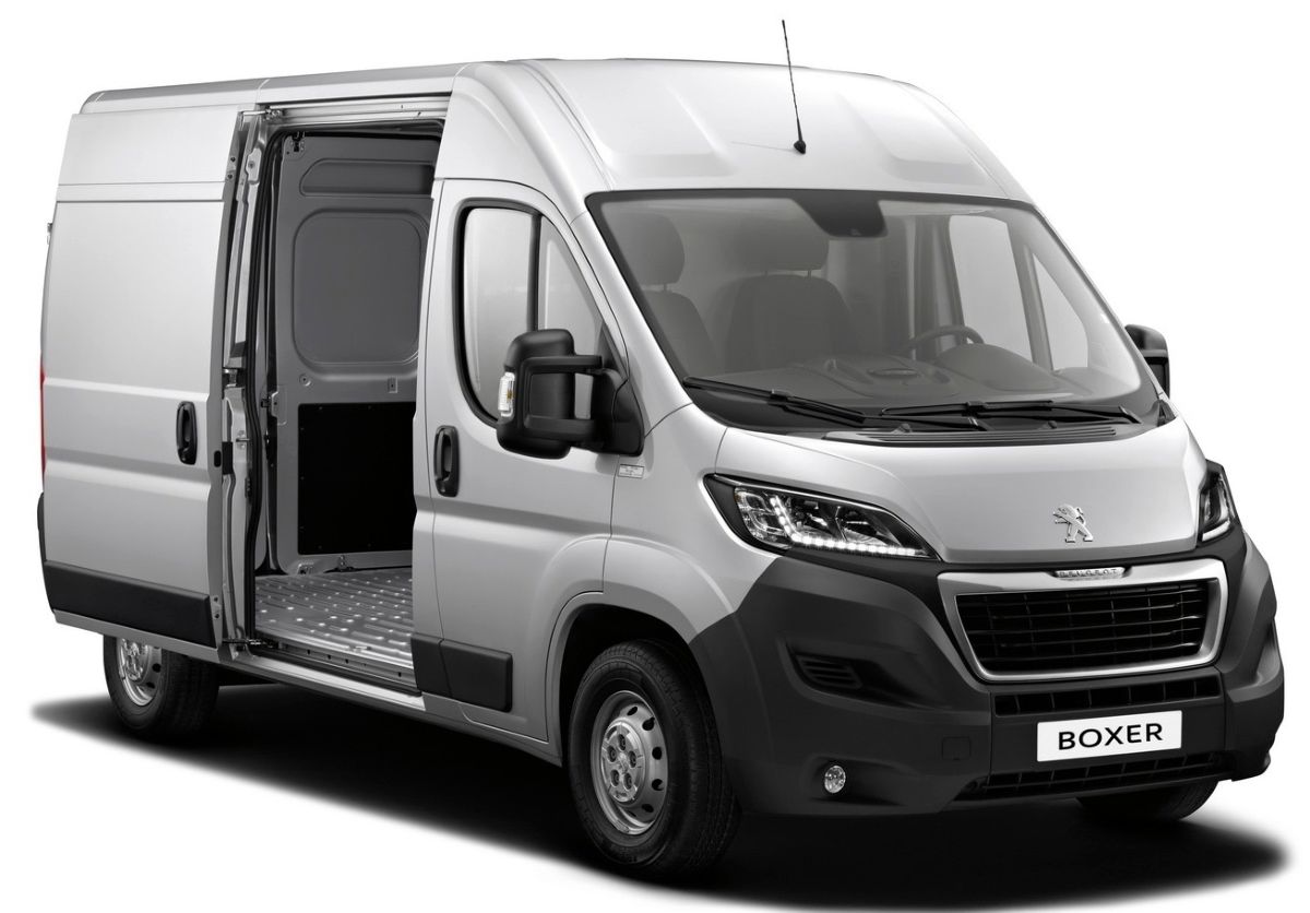 Peugeot () Boxer IV Furgon:  