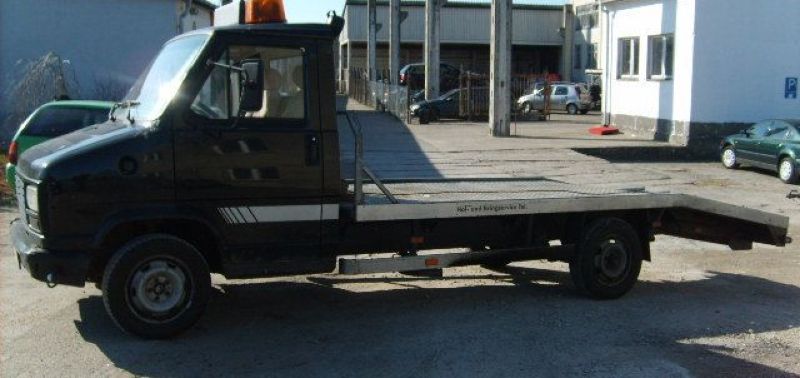 Peugeot () J5 (290L):  
