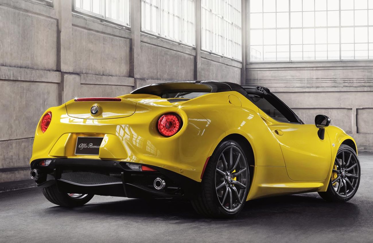 Alfa Romeo ( ) 4C, 4C Spider (960):  