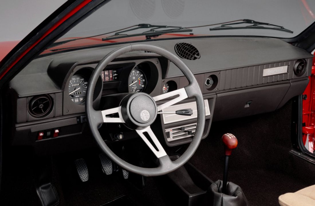Alfa Romeo ( ) Alfasud Sprint (902.A):  