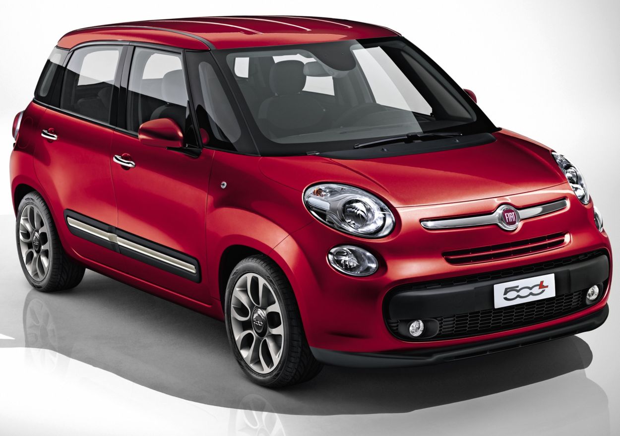 FIAT () 500L II:  